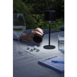 4. Zenic RCS återvunnen plast USB laddningsbar bordslampa