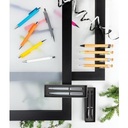 4. X8 penna smooth touch
