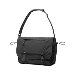 2. KENTO URBAN RCS återvunnen nylon 15.6" Axelväska