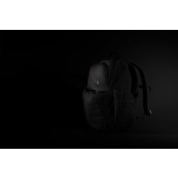 4. Swiss Peak AWARE™ RPET 15.6" pendlingsryggsäck