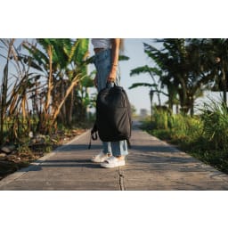 5. Swiss Peak AWARE™ modern 15.6" laptopryggsäck