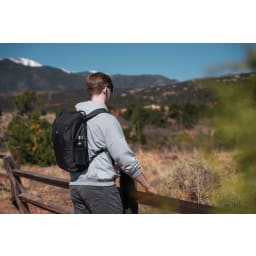 4. Swiss Peak Aware™ 15.6" laptopryggsäck