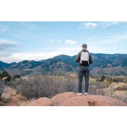 5. Kazu 15.6" laptopryggsäck AWARE™ RPET