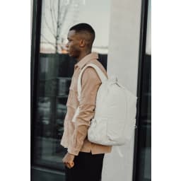 4. KENTO URBAN RCS återvunnen nylon 15.6" Ryggsäck
