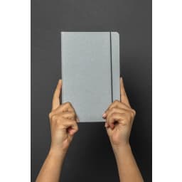 4. A5 hardcover anteckningsbok i återvunnet läder