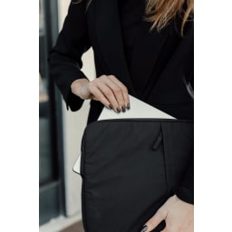 4. KENTO URBAN RCS återvunnen nylon 15.6" laptopfodral