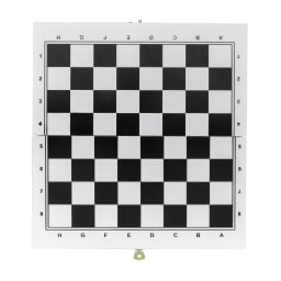 1. 3-i-1 brädspel i trälåda