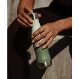 2. Glacial Vattenflaska