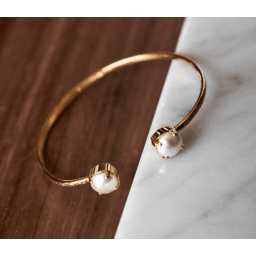 2. Classic Petite Bracelet - Pearl