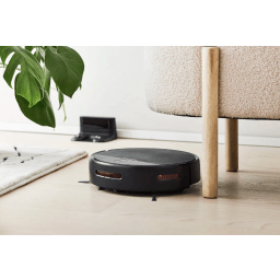 2. Robotdammsugare med laddstation. Svart