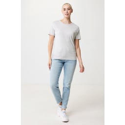 2. IQONIQ Yala t-shirt dam i återvunnen bomull