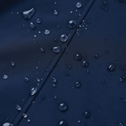 2. IQONIQ Makalu soft shell damjacka i återvunnen polyester