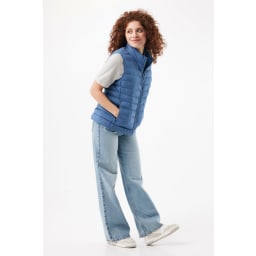 3. IQONIQ Meru damväst i återvunnen polyester
