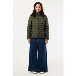 3. IQONIQ Maiko damjacka i återvunnen polyester med vaddering