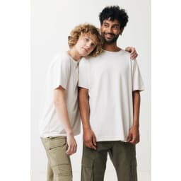 2. IQONIQ Kakadu relaxed t-shirt i återvunnen bomull