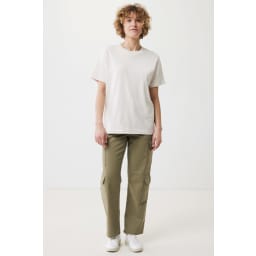 3. IQONIQ Kakadu relaxed t-shirt i återvunnen bomull