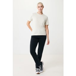 2. IQONIQ Sierra lättvikt t-shirt i återvunnen bomull