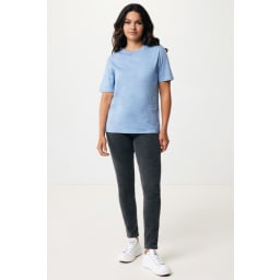2. IQONIQ Sierra lättvikt t-shirt i återvunnen bomull