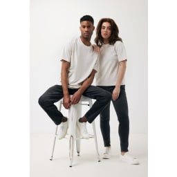 3. IQONIQ Teide t-shirt i återvunnen bomull