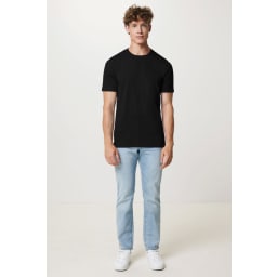 2. IQONIQ Brett t-shirt i återvunnen bomull