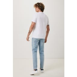 3. IQONIQ Brett t-shirt i återvunnen bomull