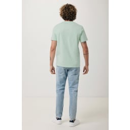 3. IQONIQ Brett t-shirt i återvunnen bomull