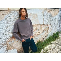 4. IQONIQ Zion sweatshirt i återvunnen bomull
