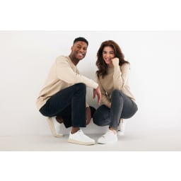 2. IQONIQ Etosha lättvikt sweatshirt i återvunnen bomull