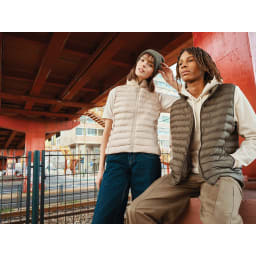 5. IQONIQ Torres hoodie i återvunnen ofärgad bomull