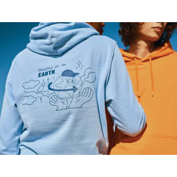 6. IQONIQ Rila lättvikt hoodie i återvunnen bomull