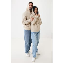 3. IQONIQ Yengo hoodie  i återvunnen bomull med sidofickor
