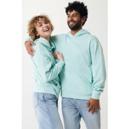 3. IQONIQ Yengo hoodie  i återvunnen bomull med sidofickor