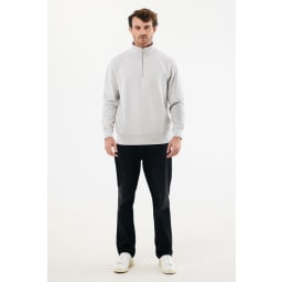 3. IQONIQ Elgon tröja i återvunnen bomull med kvartslång dragkedja