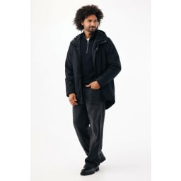 2. IQONIQ Thelon parkas i återvunnen polyester