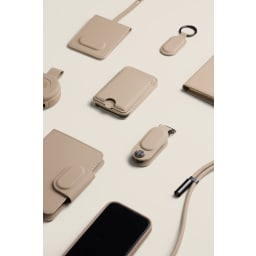 5. VINGA Baltimore RCS Phone cord With Charging Cable