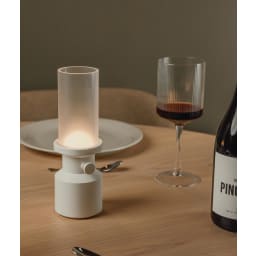 4. VINGA Niori RCS bordslampa