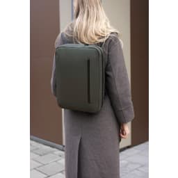 4. VINGA Baltimore RCS convertible backpack brief