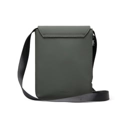 1. VINGA Baltimore RCS essentials bag
