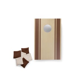 2. Cornhole spel