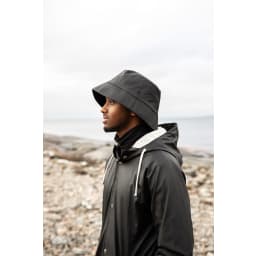 1. Baltimore AWARE™ återvunnen PET bucket hat