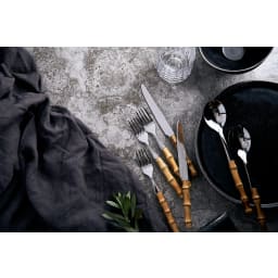 1. Bamboo bestickset, 12 delar