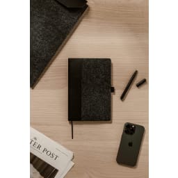 7. Albon GRS filt anteckningsbok + Erie RCS PET flaska + Timo RCS aluminium penna