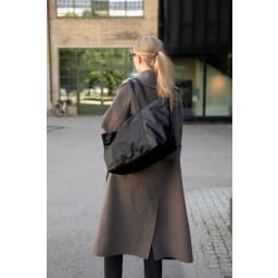 1. Livorno GRS återvunnen polyester maxi tote
