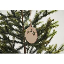 4. Julgransprynad  träboll
