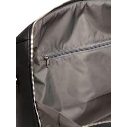 5. Bermond RCS återvunnen PU weekendbag