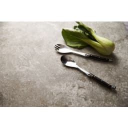 1. Gigaro serveringsbestick