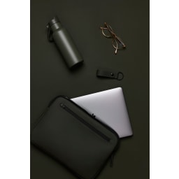 4. Baltimore laptop case 12-15"