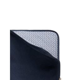 1. Hunton laptop case