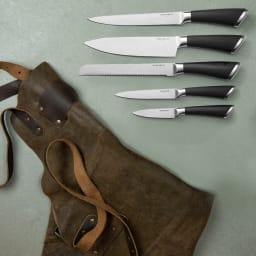0. Knivset & skinnförkläde