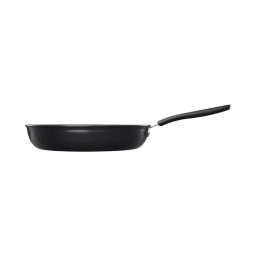 4. Stekpanna 28 cm